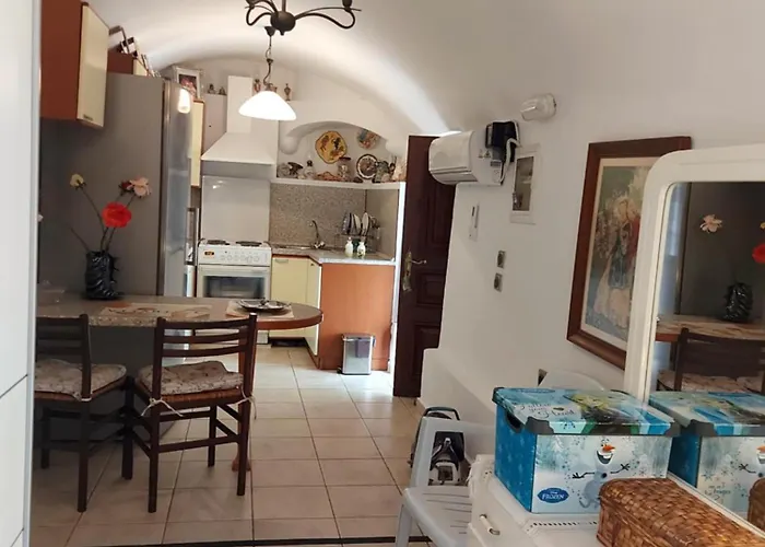 Tatil Evi Traditional Christos & Tholos In Chalki *